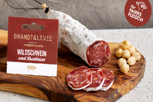 Salami der Saison (Wildschwein und Haselnuss)