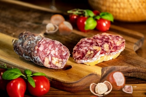 Originial französische Salami mit Haselnüssen