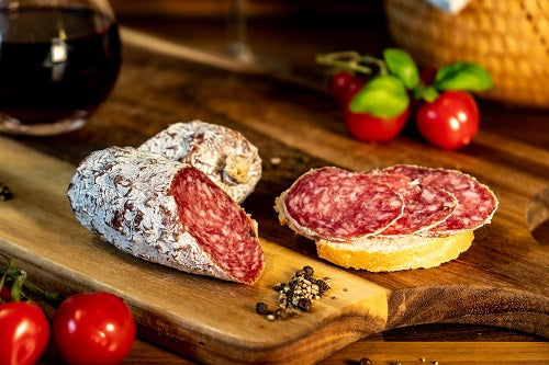 Originial italienische Salami mit Barolo (Rotwein)